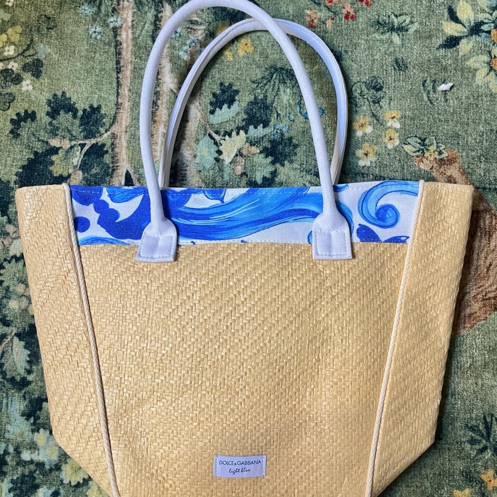 Limited Edition Dolce & Gabbana Woven Straw Beach Tote Bag and a free Gift